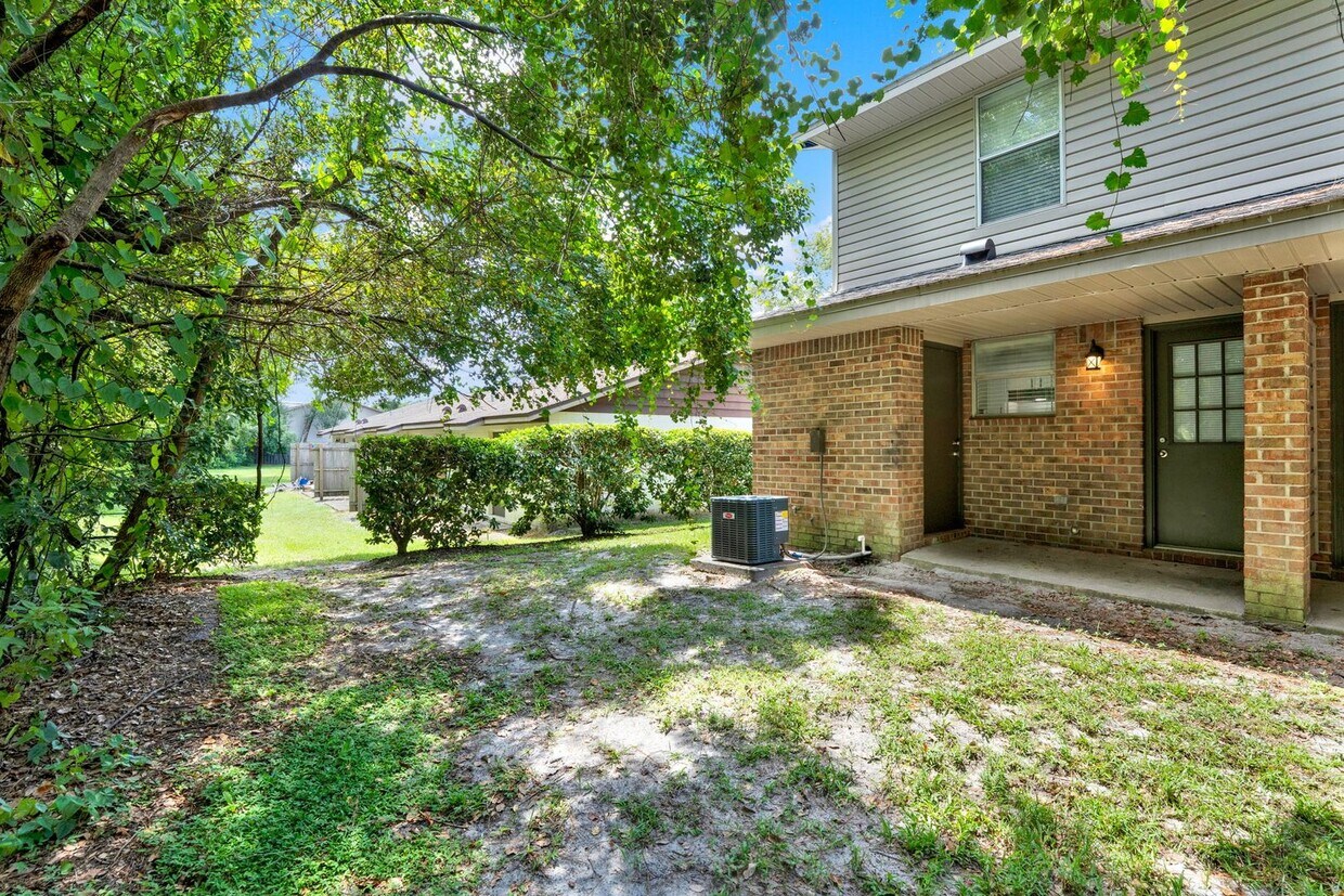 Foto principal - ***Cozy 2 Bedroom Apartment in Whispering ...