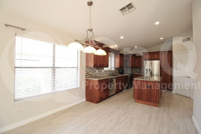 Foto del edificio - 22633 N Hance Blvd
