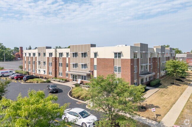 Foto del edificio - True Bethel Estates