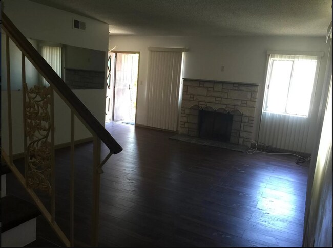Living room - 12713 Cranbrook Ave