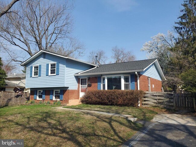 Foto del edificio - 702 W Edmonston Dr