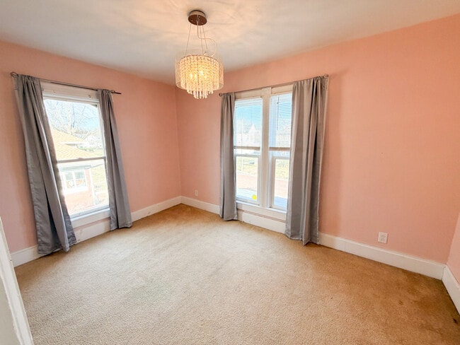 Building Photo - 78 Garfield Ave