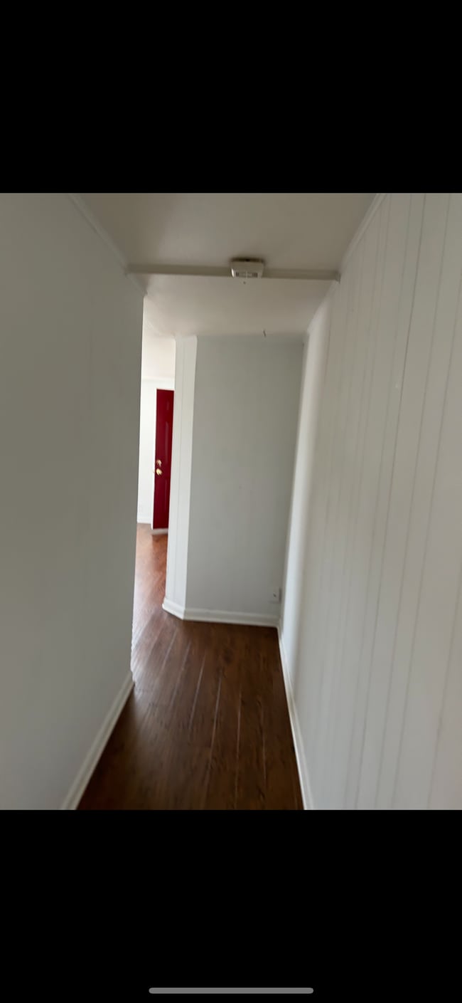 Foto del edificio - 1387 N Cole St