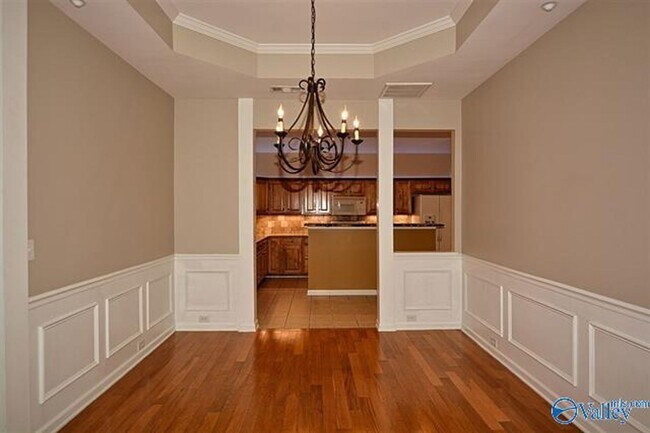 Building Photo - 39 Valley Way Cir SE