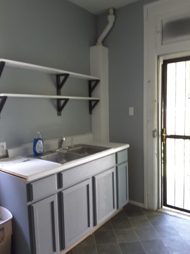 Foto del edificio - 1517 S 8th St
