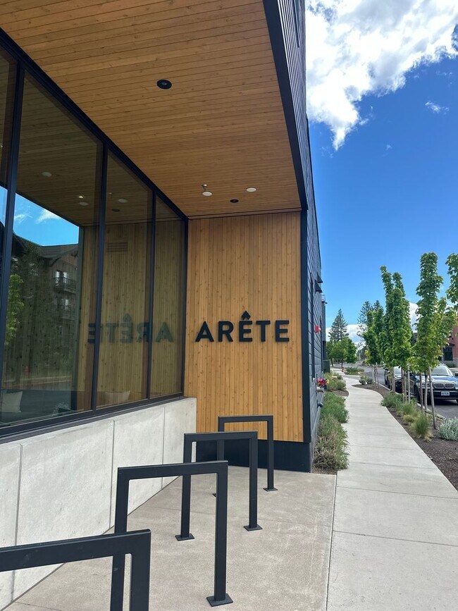 Building Photo - Modern Luxury Condo in the Heart of Vibrant NWX!