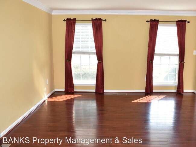 Foto del edificio - 5 br, 3.5 bath House - 46 Saint Williams Way