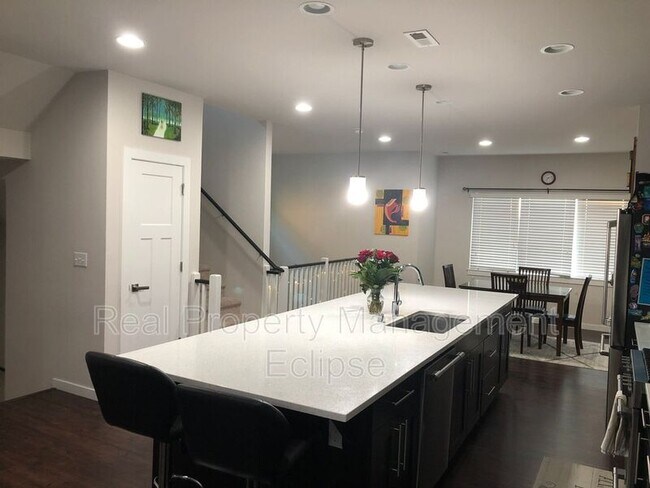 Foto del edificio - 22527 42nd Dr SE