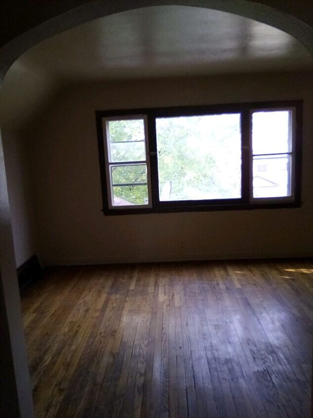 Foto del edificio - Get $300 Off Your First Month’s Rent