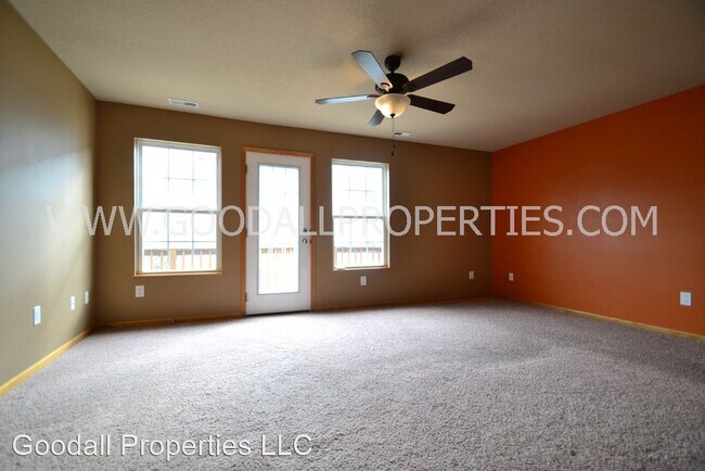 Foto del edificio - 2 br, 2 bath House - 1116 Redstone Ln