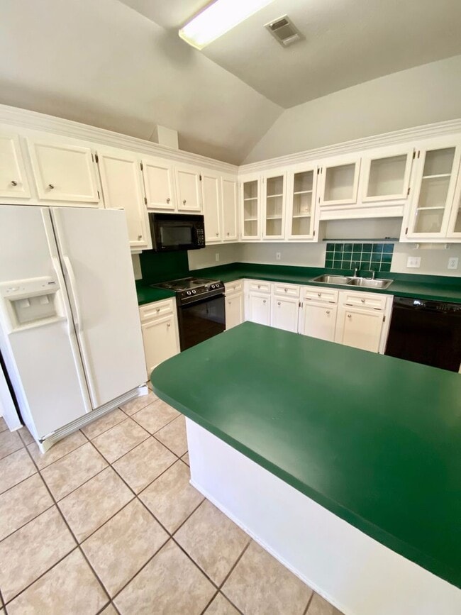 Building Photo - 3/2 for rent in Highland Ridge of Madison!