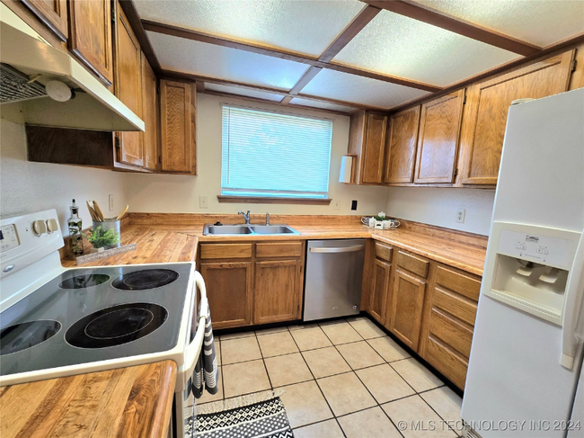 Foto del edificio - 10819 E 14th Ct