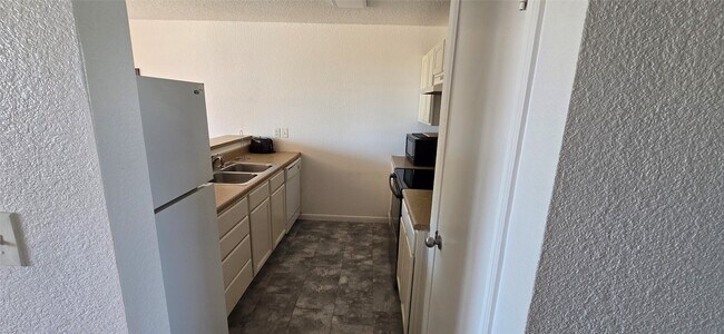 Foto del edificio - 16506 Blackbeard Rd