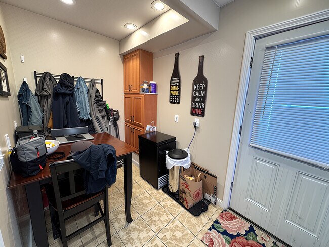 Foto del edificio - 169 Elm St