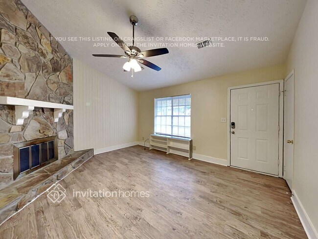 Building Photo - 1009 Monopoly Dr