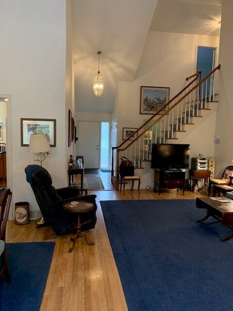 Foto del edificio - 71 Winding Creek Ln