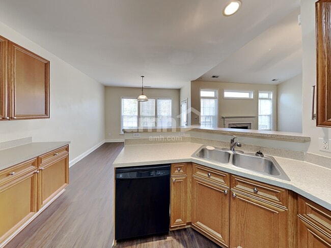 Building Photo - 112 Spalding Ln