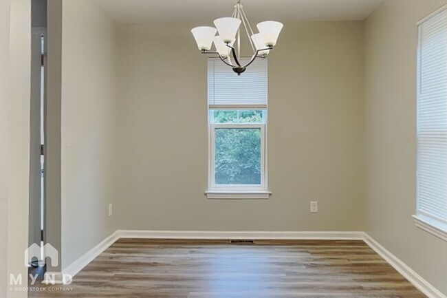 Foto del edificio - 417 E Hinton St