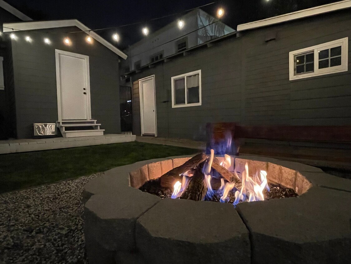 Foto principal - 1075 Redondo Ave