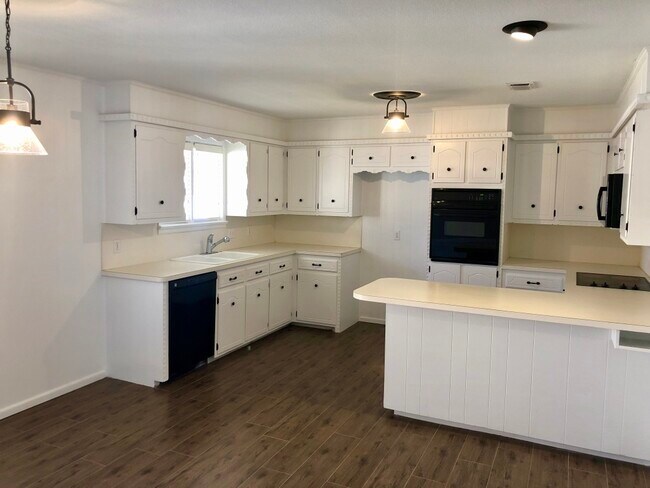 Foto del edificio - 6806 Norfolk Ave