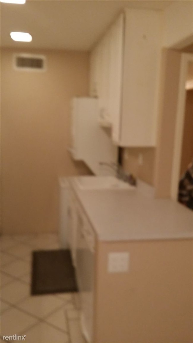 Foto del edificio - 3828 N 32nd St