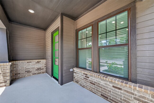 Building Photo - 7802 Longhorn Ballroom Dr