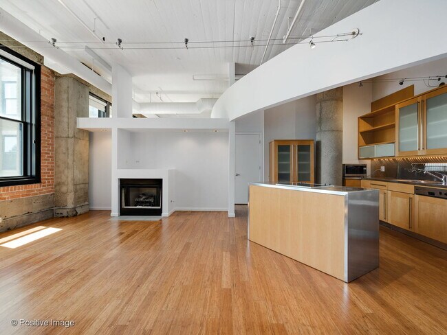 Foto del edificio - 728 W Jackson Blvd