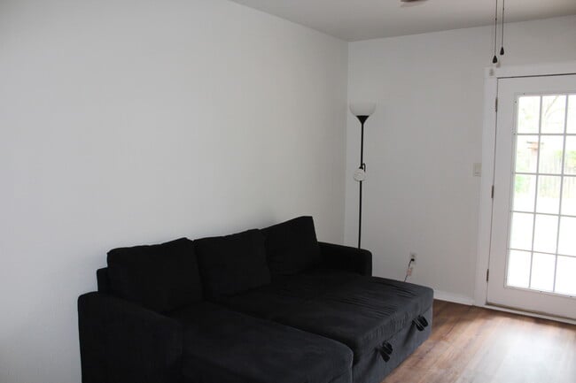 Foto del edificio - 311 Lebanon St