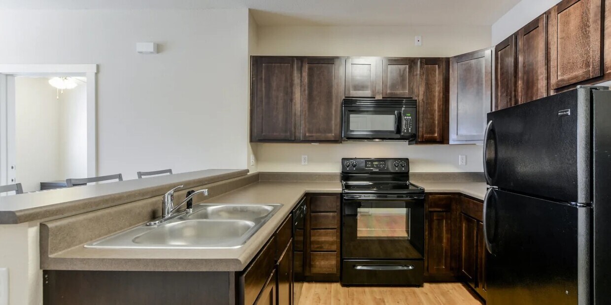 Foto principal - 415 E Bear Blvd