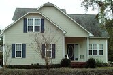 Primary Photo - Students Welcome! 4BR home, Open layout, l...