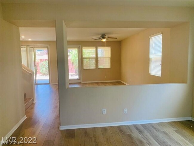 Foto del edificio - 5506 Spiceberry Dr