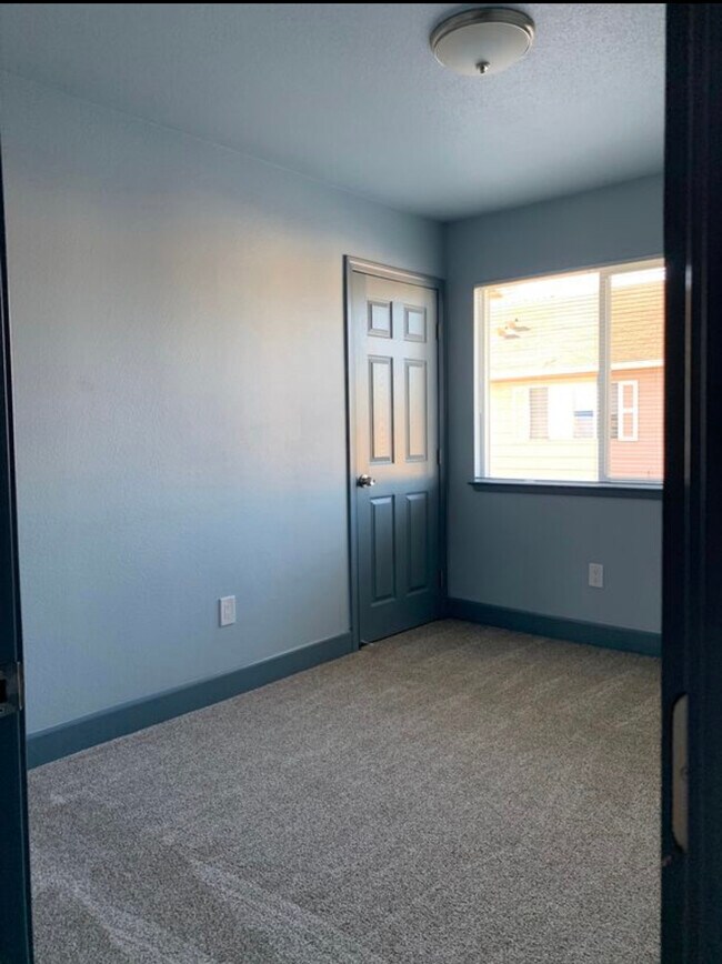 Bedroom, walk incloset - 8651 Santa Paula Way
