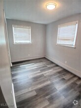 Building Photo - 127 Shields Rd