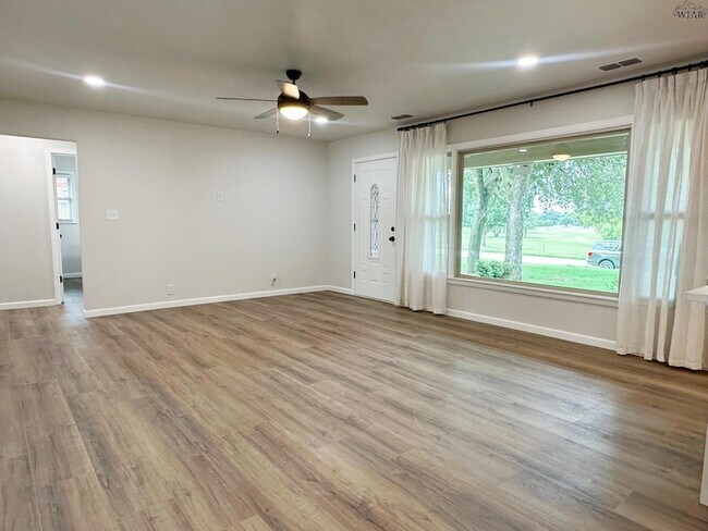 Foto del edificio - 3501 Sheridan Rd