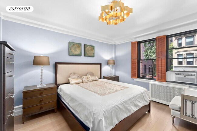 Building Photo - 252 W 85th St
