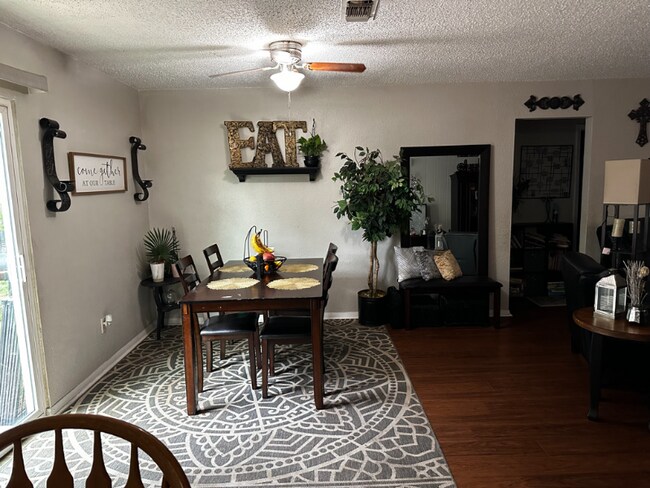 Building Photo - 9119 Belton Dr