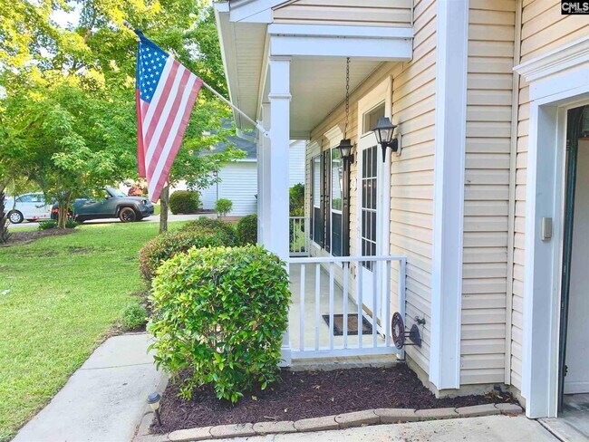 Building Photo - 437 Hayfield Ln