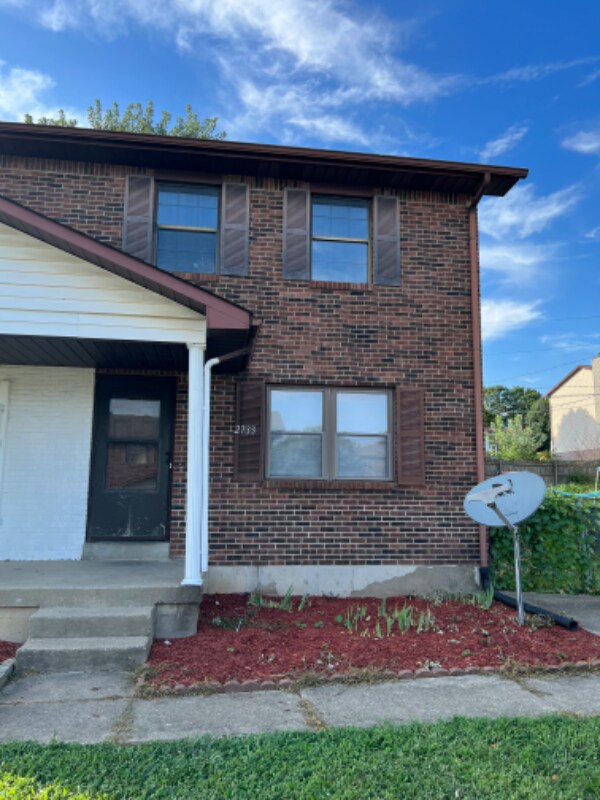 2733 Pioneer Ct, Radcliff, KY 40160 House Rental in Radcliff, KY