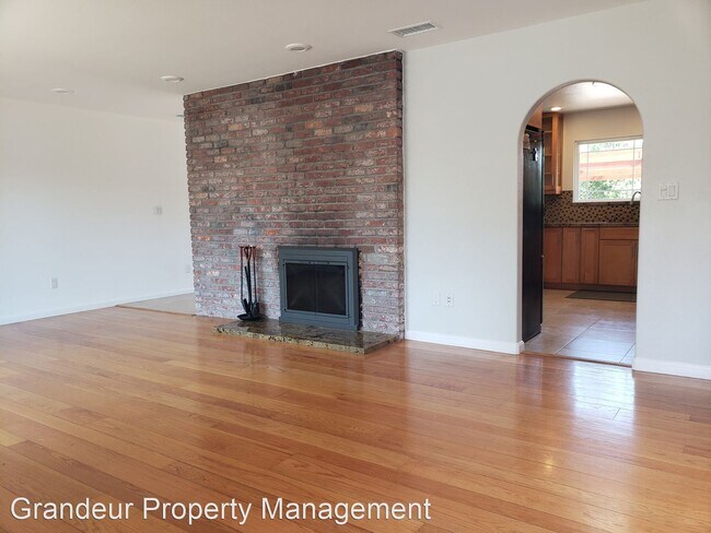 Building Photo - 3 br, 2 bath House - 18397 Swarthmore Drive