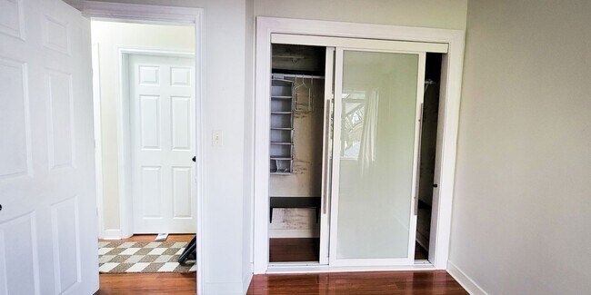 Photo du bâtiment - 1701 Nanaimo St