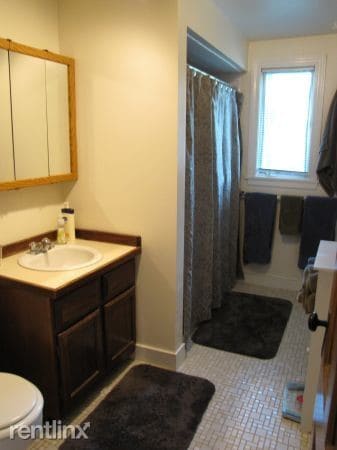 Building Photo - 2 br, 1.5 bath Apartment - 46 Cook St