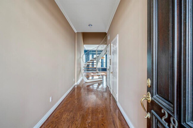 Building Photo - 2822 Bering Dr