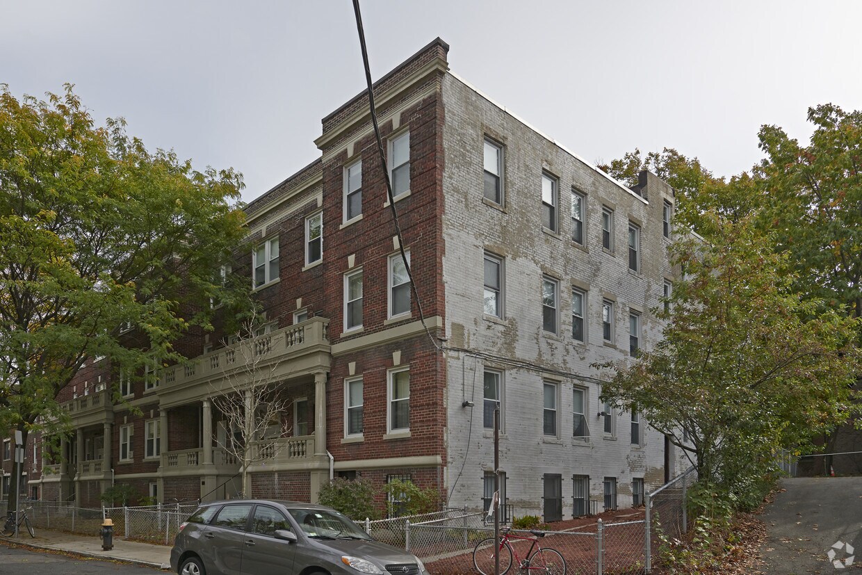 915 Egremont Rd, Brighton, MA 02135 Apartments in Brighton, MA