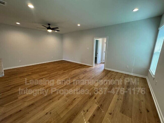 Foto del edificio - 213 Tatum Ln