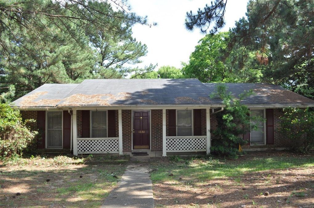 Foto principal - 1220 Zephyr Hills Dr