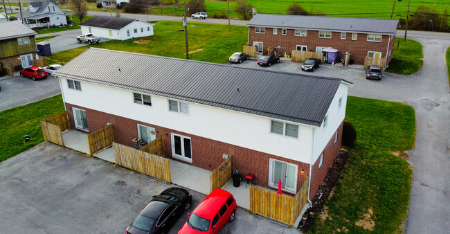 Foto del edificio - Hickory Hills Townhomes