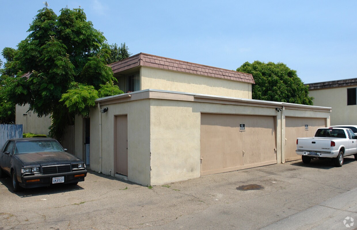 Foto del edificio - 4882 Kona Dr