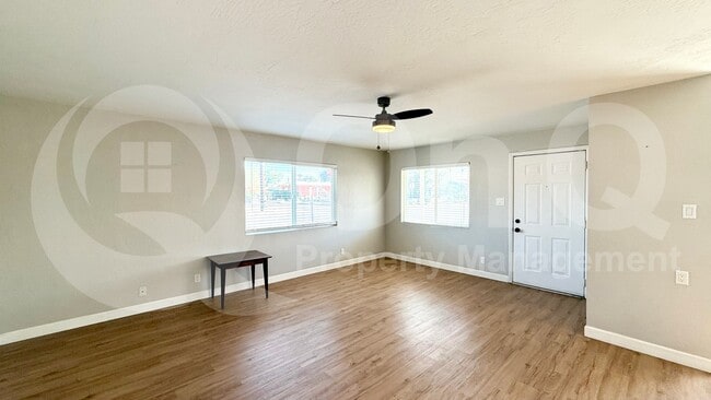 Foto del edificio - 5938 W Ocotillo Rd