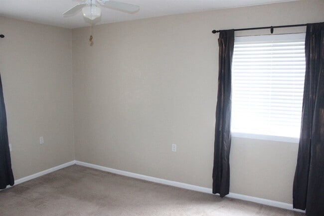 Building Photo - 317 Mabry St