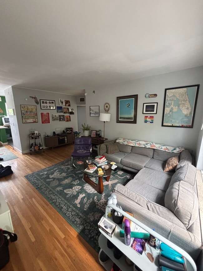 Foto del edificio - 1188 Marseille Dr